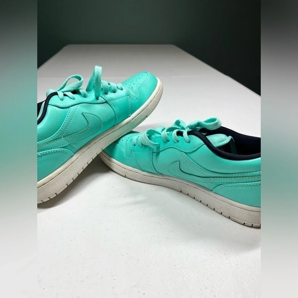 Nike pre owned